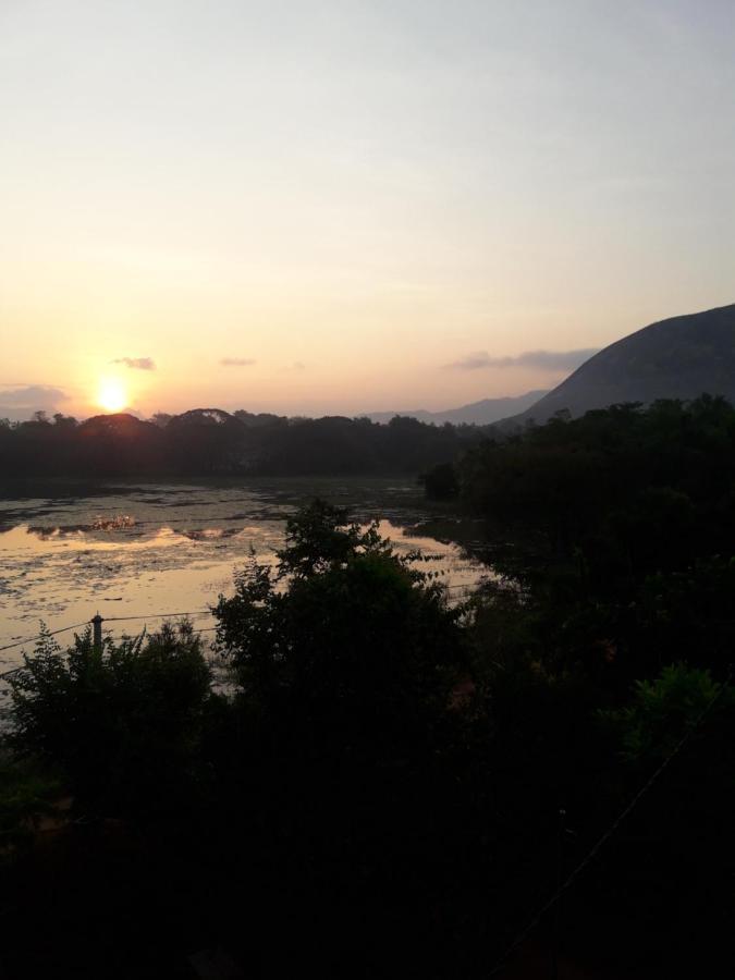 Lake View Dambulla Eksteriør billede